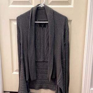 GUESS cardigan